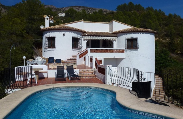 Solar Powered Villa With Private Pool And Spectacular Views Of Mountains