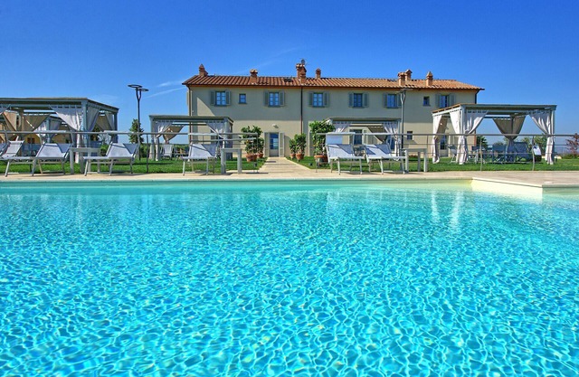 Sole di Vino 1 - Apartment with pool