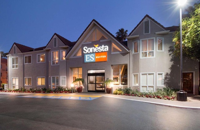 Sonesta ES Suites Huntington Beach Fountain Valley