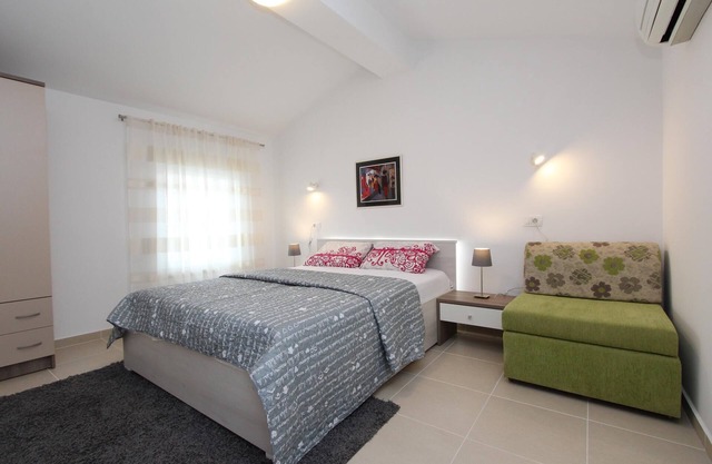 SORRISO Studio Apartment