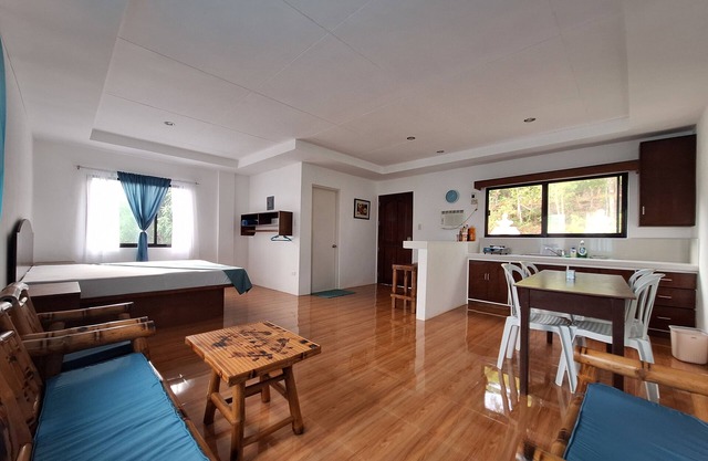 Soul Shine Beach House Cozy studio in amazing Puerto Princesa with WiFi
