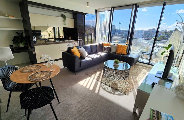 South Yarra Style - Smart 1bed with parking