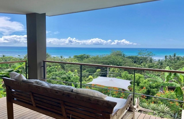 Southern Cross, Ocean View Luxury - Steps to Beach Ocean View