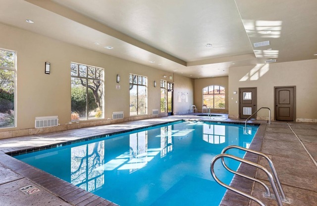 Southern Utah’s beauty with desert and mountain views