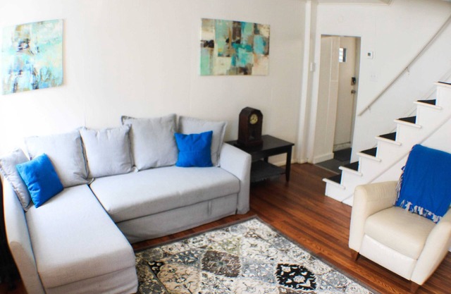 Southside Slopes Crash Pad - Off Street Parking