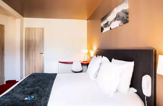 SOWELL HOTELS Le Parc & SPA* - Superior Double Room
