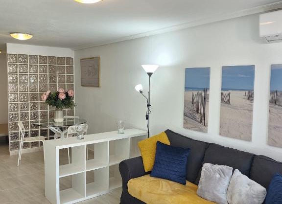 Сozy apartment near the sea