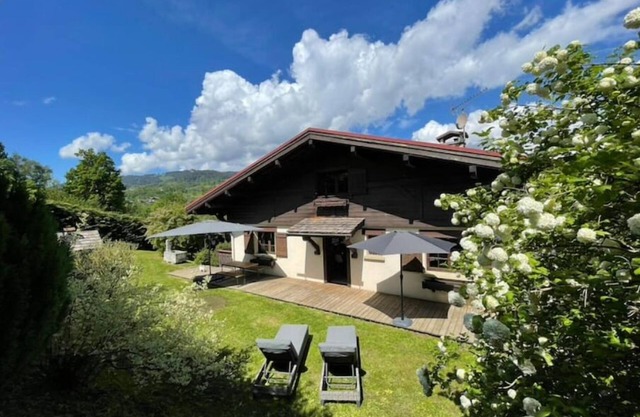 Spacieux Chalet Entièrement Rénové