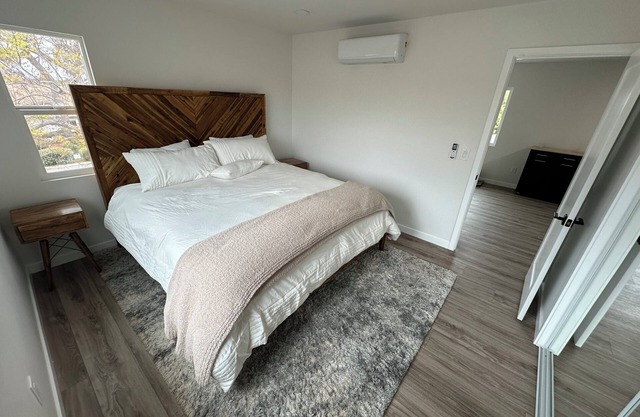 Spacious 1-bd/1bath guest house in the heart of San Diego