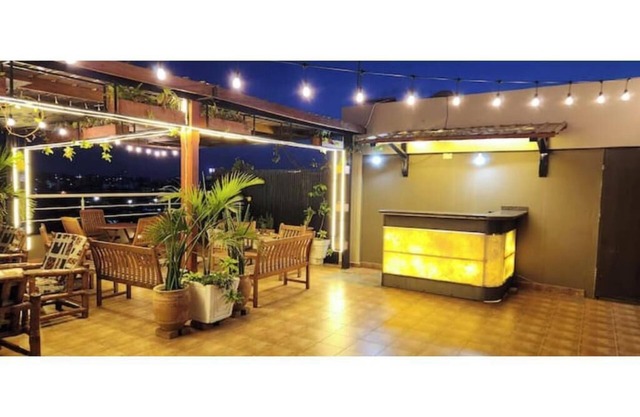 Spacious 1 BDR @Central Location