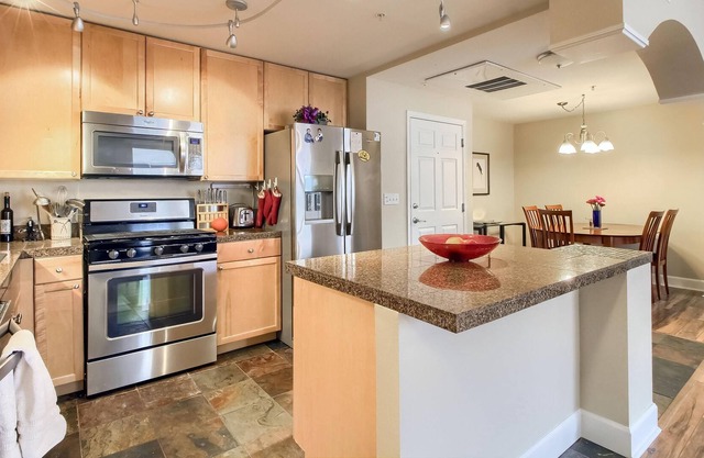 Spacious 2 bedroom in Boulder