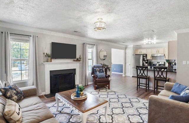 Spacious 3 BR w/King Suite + Patio Off Interstate