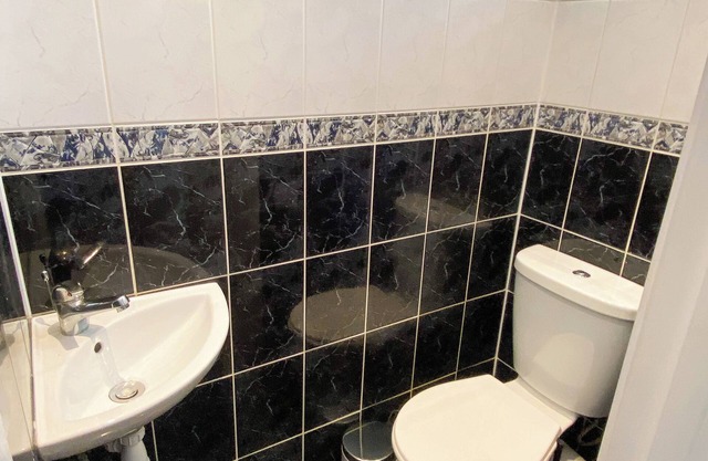 Spacious 3BD Home with Private Garden, Balham
