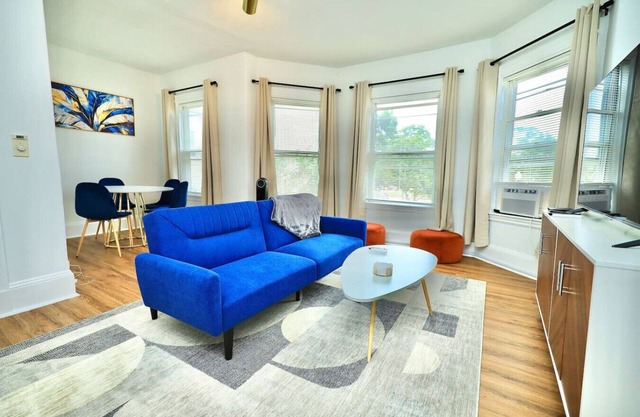 Spacious 3BR Family Flat — Near Encore, Downtown Boston & Assembly Row