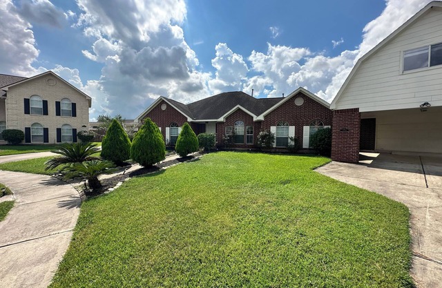 Spacious 4-bedroom house in wonderful Pearland