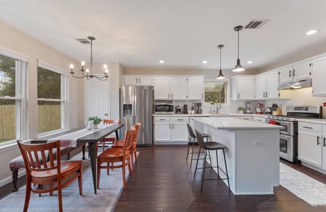 Spacious 4BR Retreat | Cozy Decor | Pet Friendly!