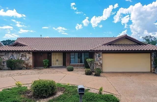Spacious 4BR Venice Getaway – Minutes to Beach & Historic District