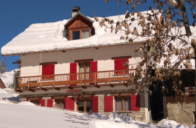 Spacious and cozy Chalet * (10-12 p) 5 bathrooms! Le Corbier/Les Sybelles