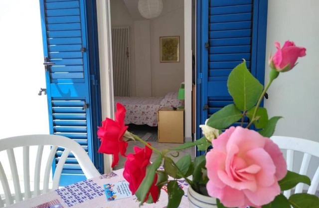 Spacious and cozy suite near the sea, pets allowed allowed