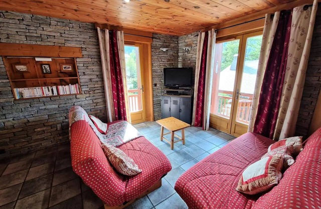 Spacious apartment for 8 people