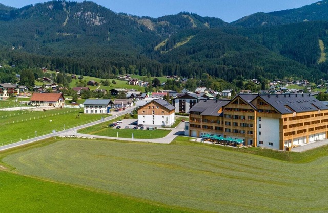 Spacious Apartment in Gosau with shared Sauna