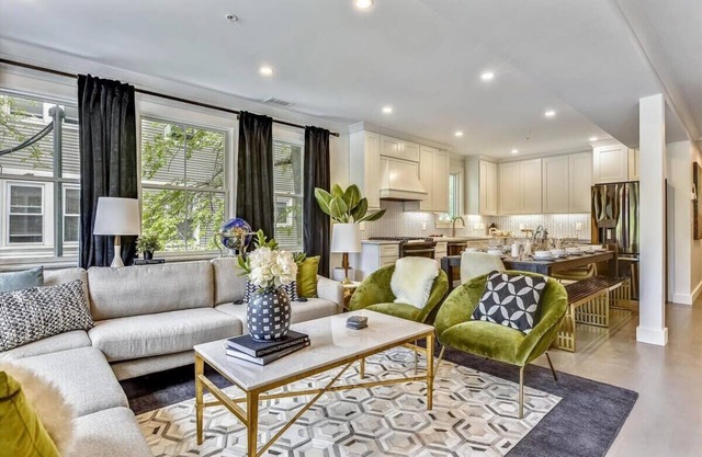 Spacious Boston Home, Near T