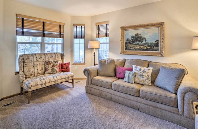 Spacious Centennial Haven ~ 18 Mi to Dtwn Denver!