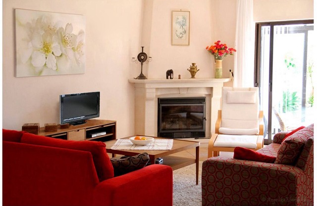 spacious, close to beach, great seaview, garden, fireplace