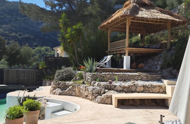 Spacious dream villa near Monaco with a beautiful sea view