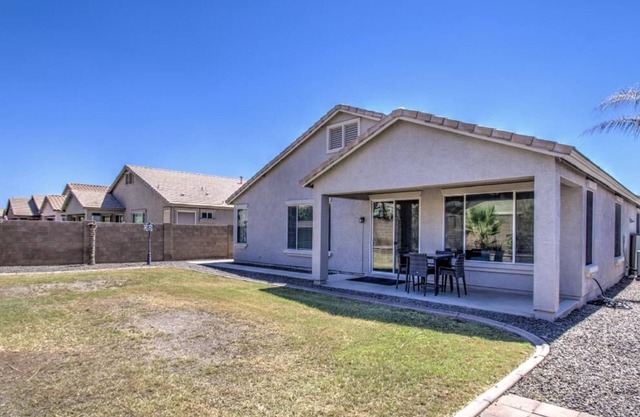 Spacious family-friendly 4-bedroom house in Queen Creek