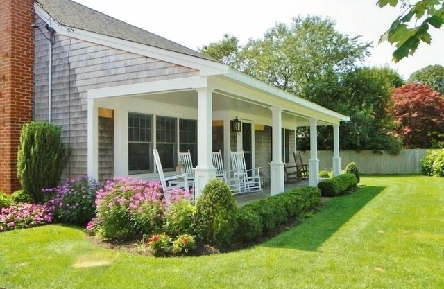 Spacious Family Home in Desirable Katama - Easy Access to Beach and Town!