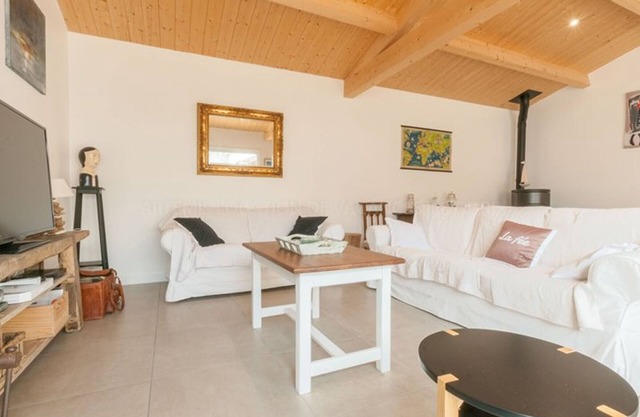 Spacious house in Le Bois-Plage-en-Ré with terrace and parking