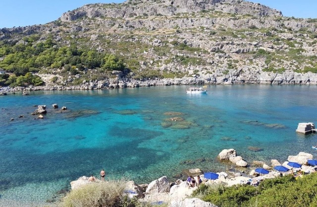 Spacious Holiday Luxury Villa Rental in Koskinou, Rhodes - sleeps 12