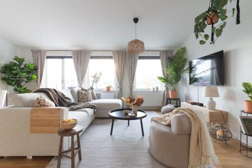 Spacious Home with Workspace and Cozy Balcony