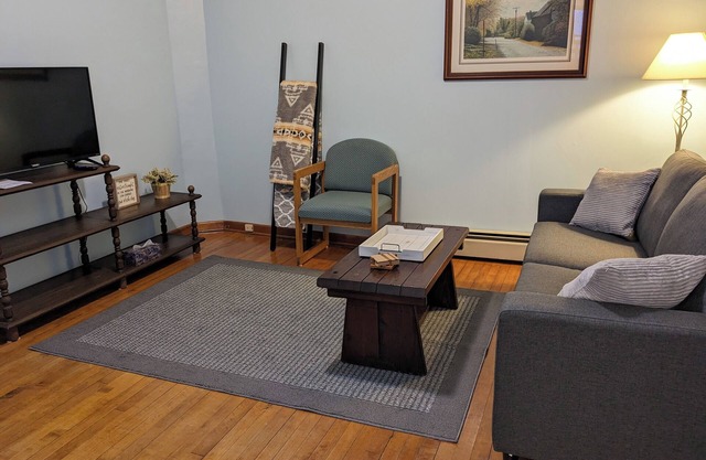 Spacious House in the Heights in a quiet Calumet neighborhood