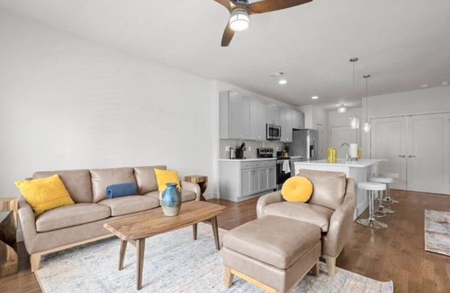 Spacious Plaza 2BED Apartment