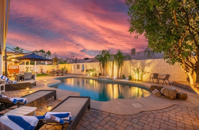 Spacious Retreat Home w/Pool - Minutes to Downtown Gilbert