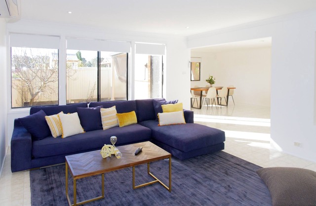 Spacious, Sunlit & Recently Renovated Family Home - 4BD & Hotel Quality Bedding