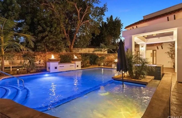 Spanish villa Encino best south of the boulevard