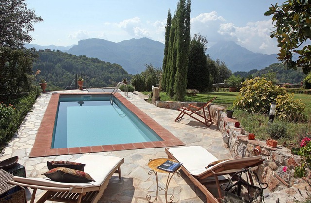 Special 17century villa, fabulous garden, view, private pool, walk to restaurant