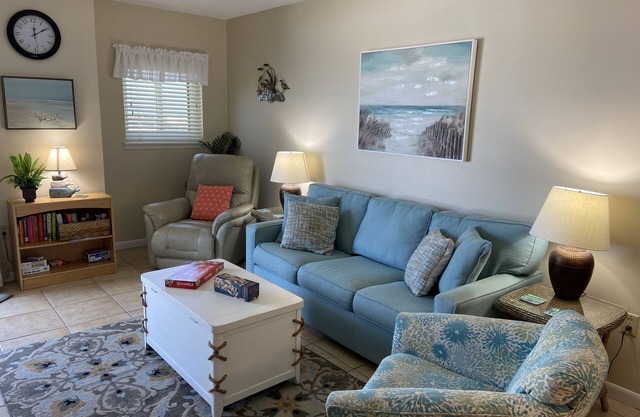 Spectacular 2 Bedroom Gulf Front Condo! Indoor Pool!
