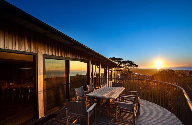 Spectacular Bay Views from South Channel House, McCrae