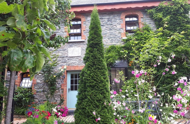 Spectacular Coach House on The Doorstep of Killarney National Park, The Priory