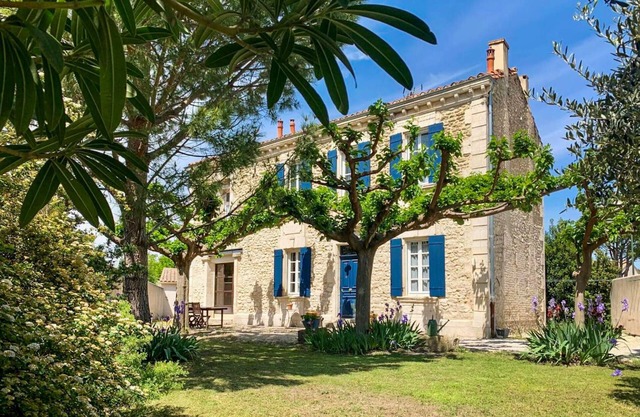 Spend a wonderful time in this charming property with wonderful garden.