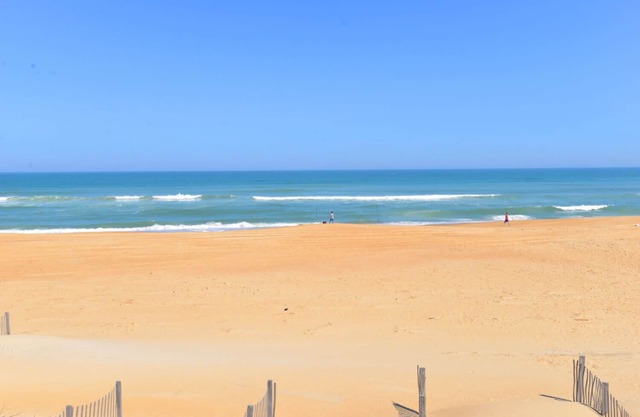 Spend your Holidays on the OBX Oceanfront! Location!Location, Location.