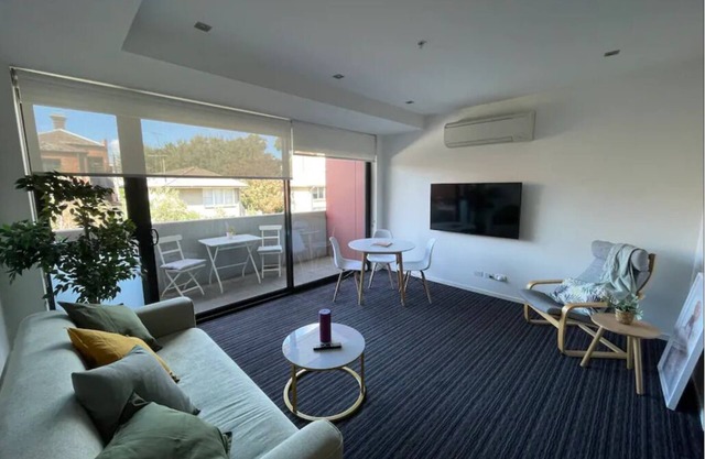 St. Kilda Beach Apartment