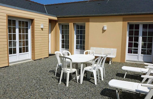 St Pierre by Interhome