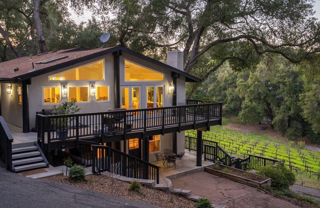 Stay at a Tree House Vineyard Property in the Heart of Westside Wine Country