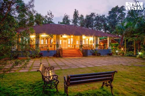 StayVista at Green Pastures - Bonfire and Views