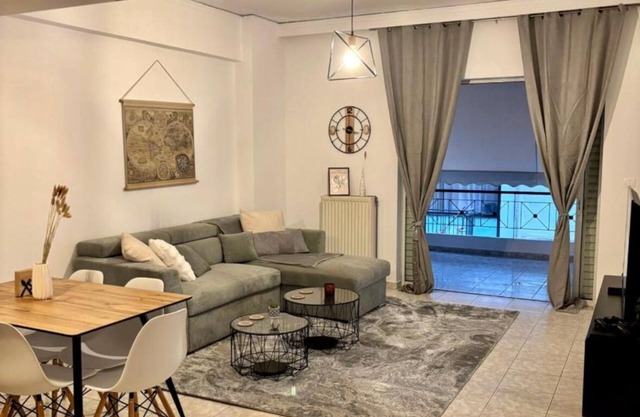 Steps from Acropolis & City Centre, comfortable stay for up to 7 guests!
